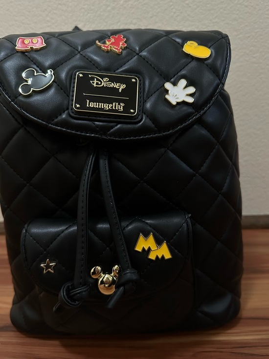 NWT Loungefly Disney Black Quilted Mickey Mouse Pin Backpack main image 7